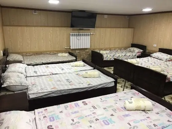Ortak Ranzalı Oda, Karma Ranzalı Oda (1 Bed in 4 Person Dorm)