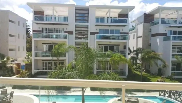 Luxury Daire, 2 Yatak Odası, Havuz Manzaralı, Avlu