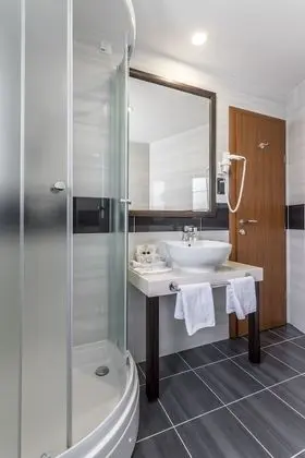 Standard Büyük Yataklı Tek Kişilik Oda, Özel Banyo