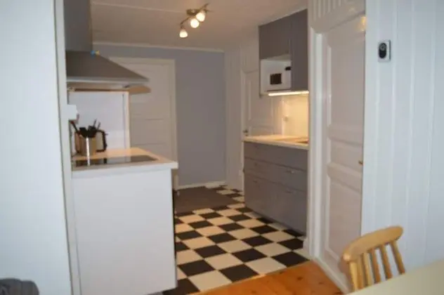 Tek Büyük Yataklı Oda, Ortak Banyo