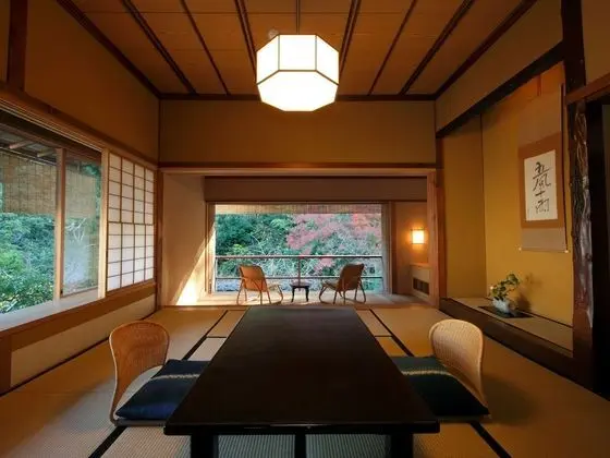 Standard Oda, Bahçe Manzaralı (Traditional Tatami Room -Yamabuki-)