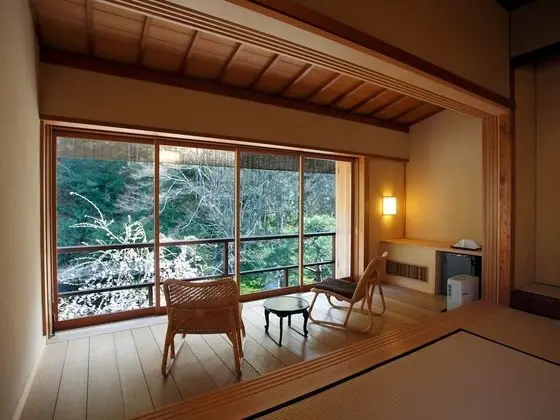Standard Oda, Bahçe Manzaralı (Traditional Tatami Room -Yamabuki-)