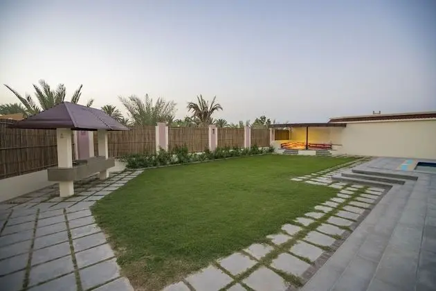 Grand Villa, 2 Yatak Odası, Kişiye Özel Havuzlu, Bahçeli