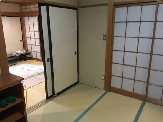 Traditional Oda, Sigara İçilebilir, Ortak Banyo (Japanese-Style)
