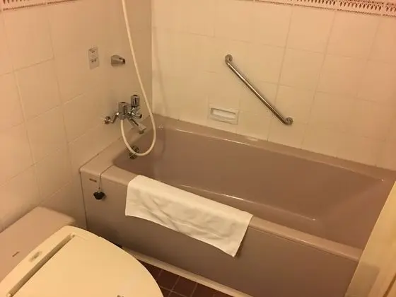 Üç Kişilik Oda, Sigara İçilebilir, Dağ Manzaralı