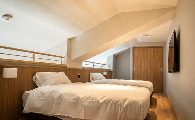 Çatı Katı (Loft)