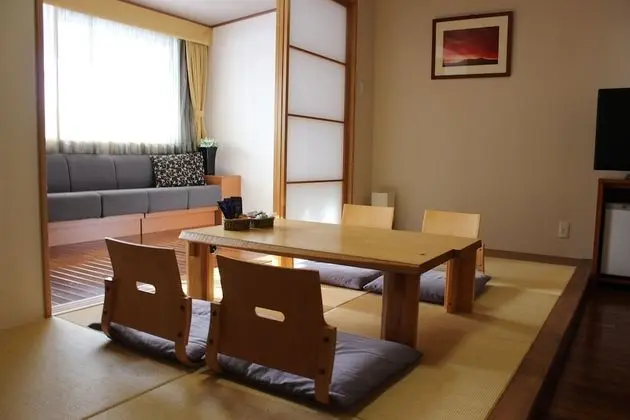 Executive Oda (Japanese Western Style)