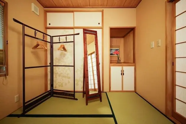 Traditional Ev (Private Vacation Home)