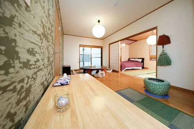 Traditional Ev (Private Vacation Home)
