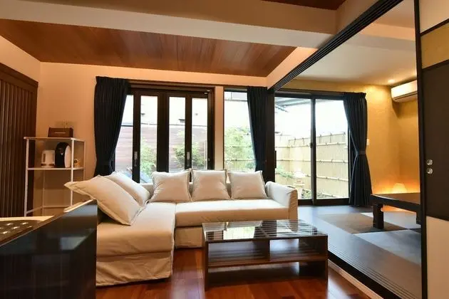 Ev (Private Vacation Home)