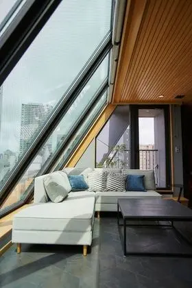 Çatı Katı Süiti (Penthouse), 1 En Büyük (King) Boy Yatak, Sigara İçilmez (Suite)