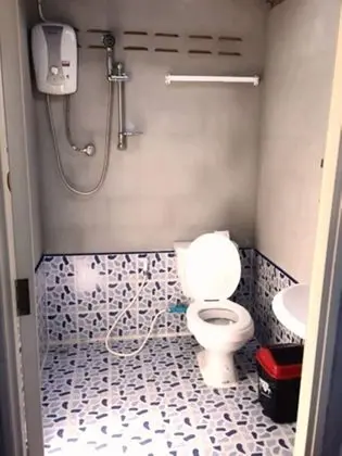 Modern Bungalow with Fan (Private Bathroom)