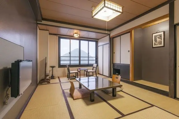 Traditional Oda, 2 Yatak Odası, Sigara İçilebilir, Koy Manzaralı (Japanese-Style, 9F)