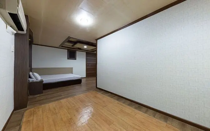 Oda (Special Room)