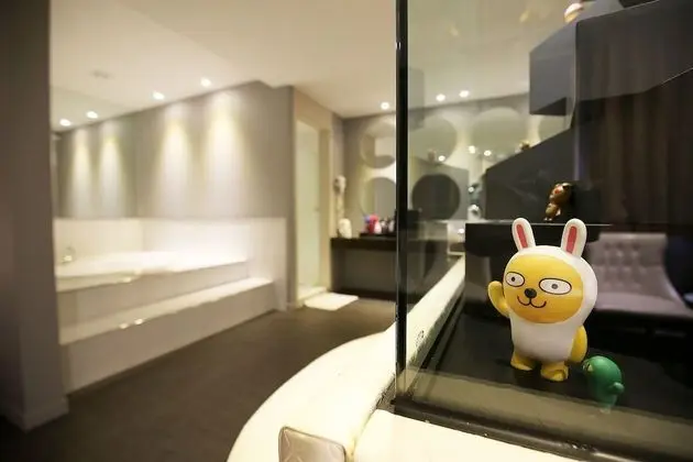 Oda (Figure room (Kakao Friends Figures))