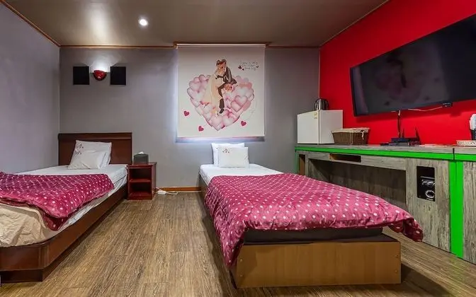 Oda (Budget Twin Room)