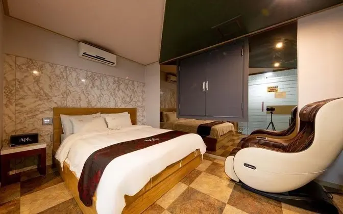 Oda (General room)