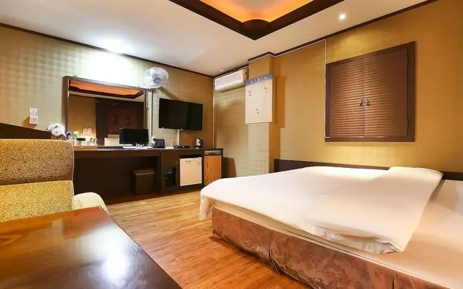 Oda (Special Room)