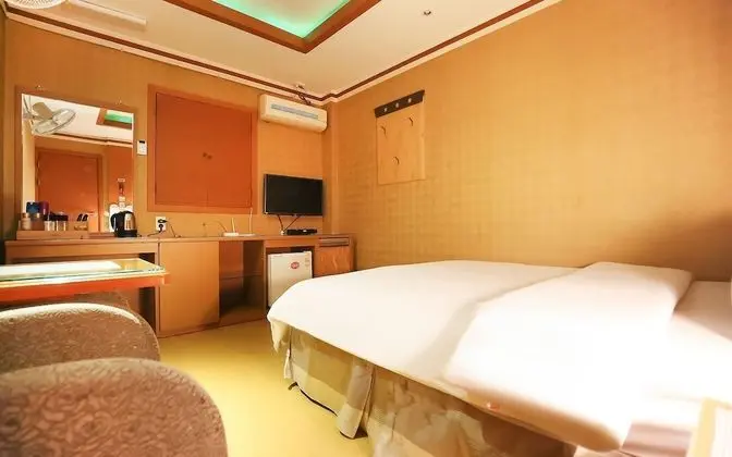 Oda (Standard Room)