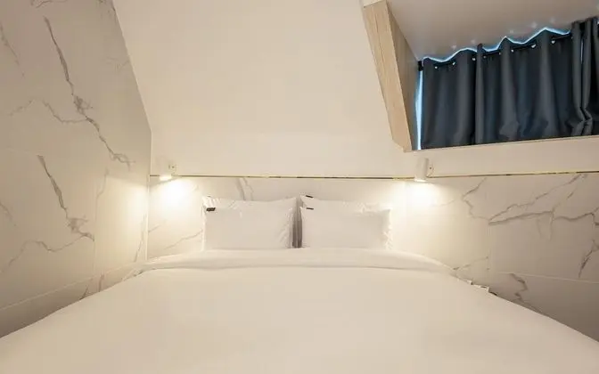 Oda (Diamond Room (rooftop 2 PCs air purif)