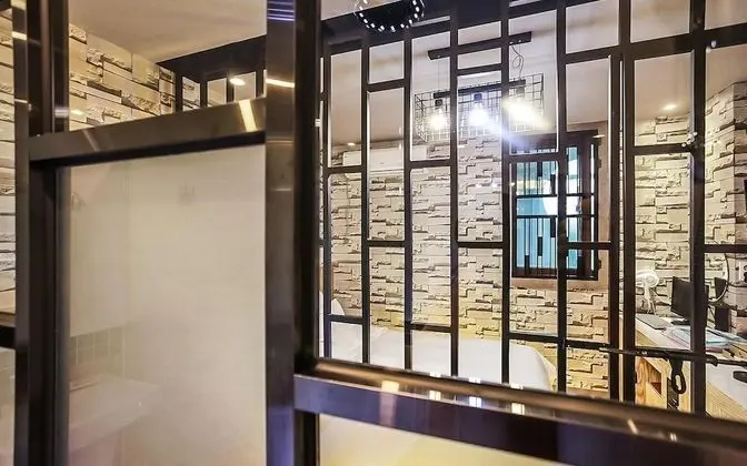 Oda (Special Room)