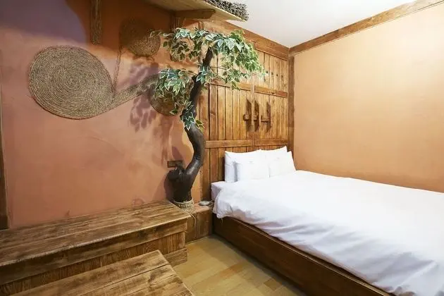 Oda (Semi-Special Room)