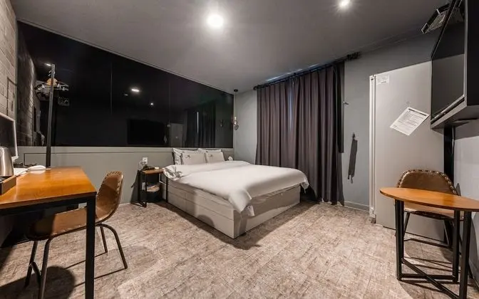 Oda (Standard room (styler air purifier av)