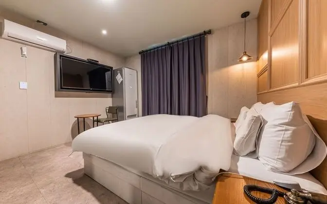 Oda (Standard room (styler air purifier av)