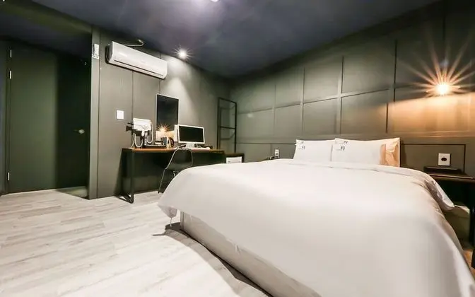 Oda (Standard room (styler air purifier av)