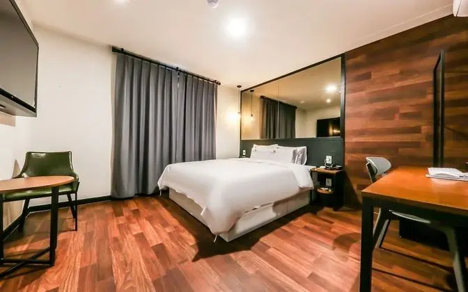 Oda (Standard room (styler air purifier av)