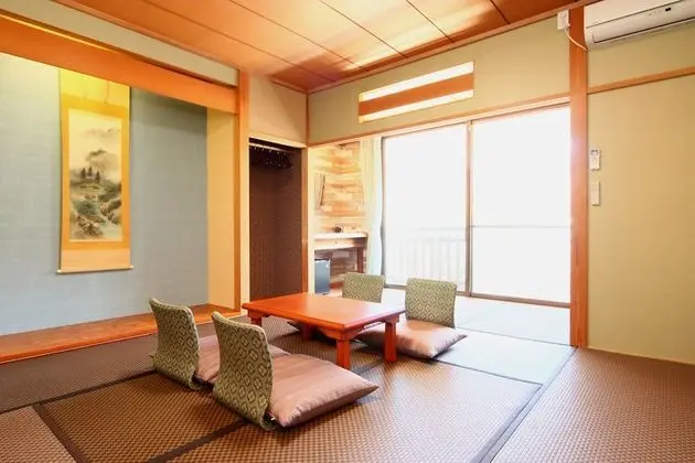 Traditional Oda, Sigara İçilmez, Bahçe Manzaralı (Japanese style, with toilet)