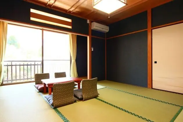 Traditional Oda, Sigara İçilmez, Bahçe Manzaralı (Japanese style, with toilet)