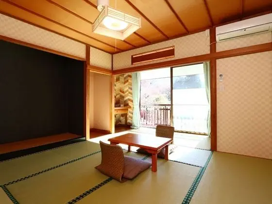 Traditional Oda, Sigara İçilmez, Bahçe Manzaralı (Japanese style, with toilet)