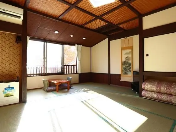 Traditional Oda, Sigara İçilmez, Bahçe Manzaralı (JapaneseStyle, with shower and toilet)