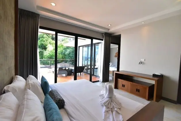 Grand Deluxe Jacuzzi Ocean View