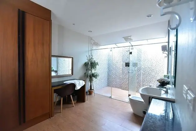 Grand Deluxe Jacuzzi Ocean View