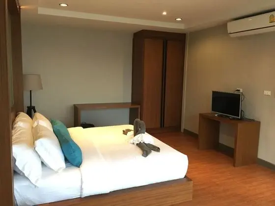 Jacuzzi Ocean View Suite