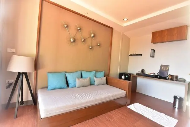 Jacuzzi Ocean View Suite