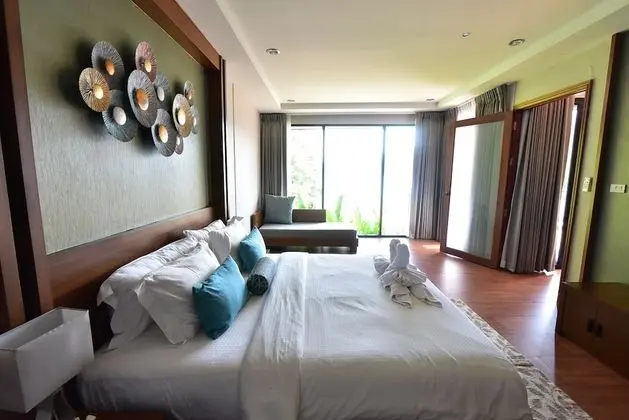 Jacuzzi Ocean View Suite
