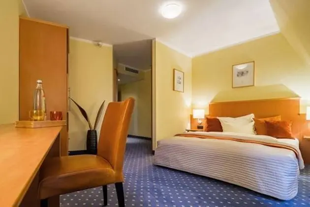 Comfort Tek Büyük Yataklı Oda