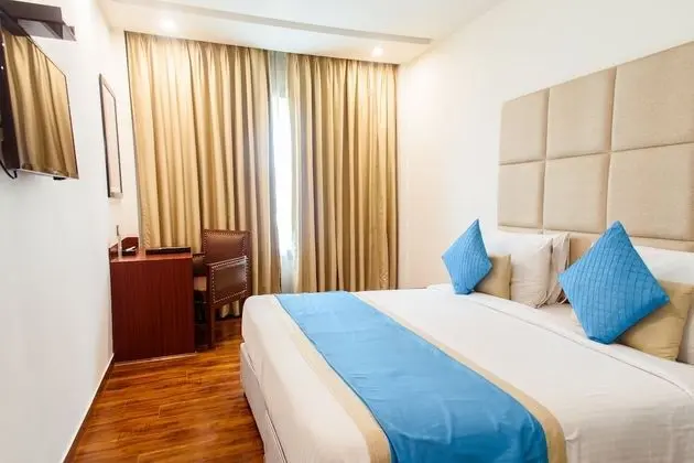Deluxe Tek Büyük Yataklı Oda, Şehir Manzaralı