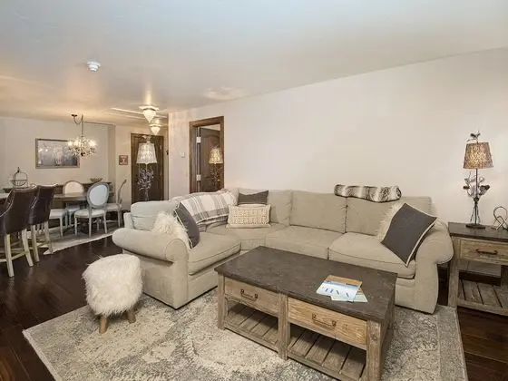 Daire (Ascent Condo 111)