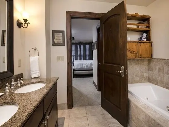 Daire (Ascent Condo 111)