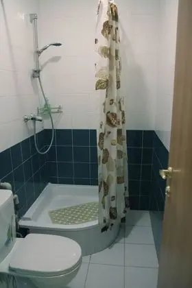 Economy Tek Büyük Yataklı Oda, Ortak Banyo