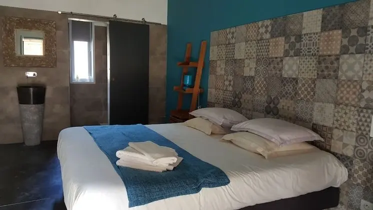 Comfort Tek Büyük Yataklı Oda