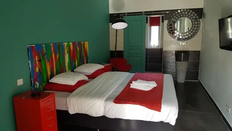 Comfort Tek Büyük Yataklı Oda