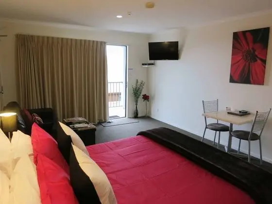 Standard Stüdyo, Sigara İçilmez, Küçük Mutfak (Standard Studio Units)