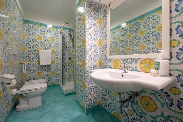 Classic Büyük Yataklı Tek Kişilik Oda, Balkon