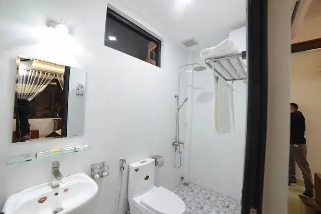 Basic Üç Kişilik Oda