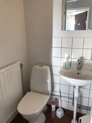 Basic Tek Büyük veya İki Ayrı Yataklı Oda, 2 Tek Kişilik Yatak, Ortak Banyo (Rum 12)